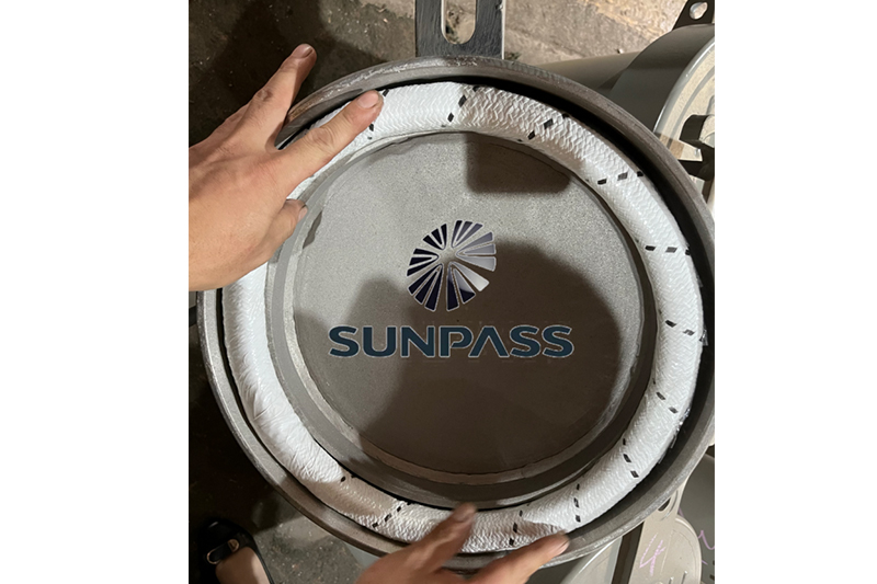 SUNPASS sealing against virtually all chemicals exceptionally resilient TANK LID SEALS PACKING Tank Lid Compression Packing with Rubber Core