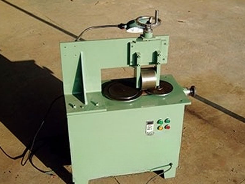 Máquina avançada de bainha de bordo
