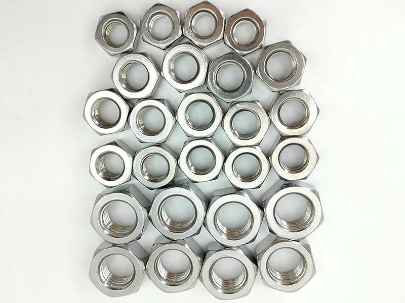 Conjunto de porcas em aço inoxidável A2-70 para soluções de fixação de alta resistência