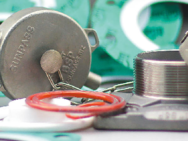 Conjunto de porcas em aço inoxidável A2-70 para soluções de fixação de alta resistência